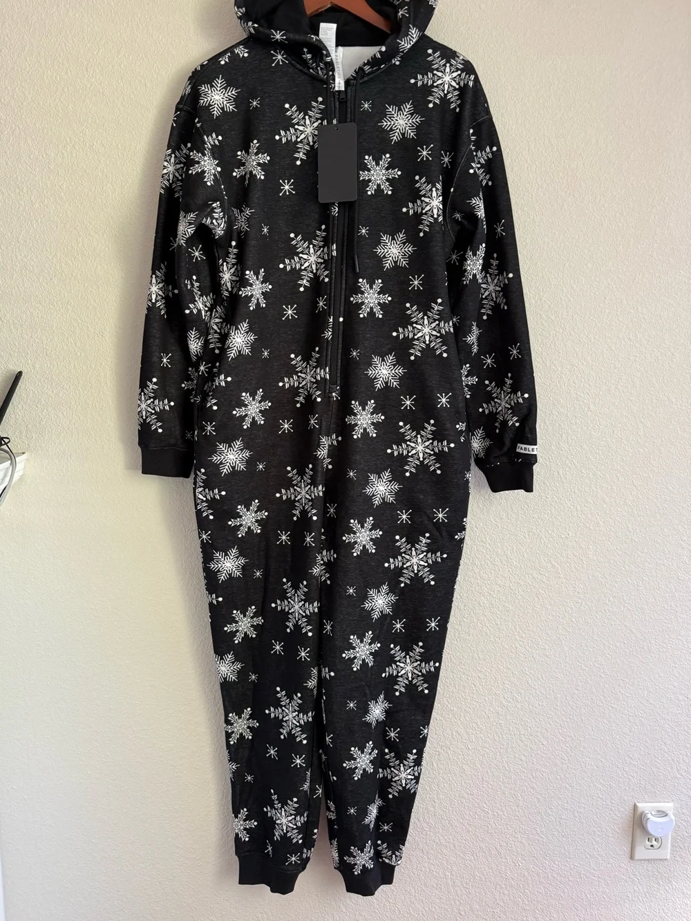 Fabletics Snowflake Print Fleece Jumpsuit Onesie Size Medium